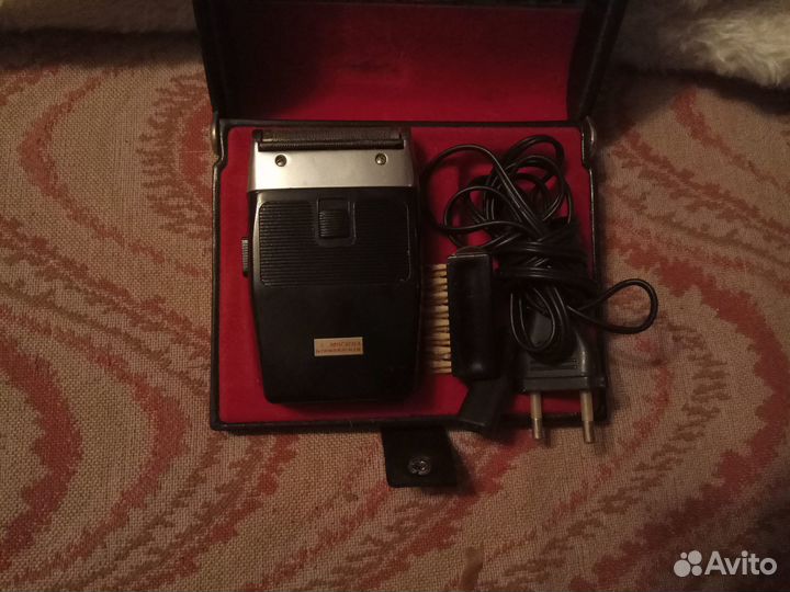 Электрическая бритва СССР