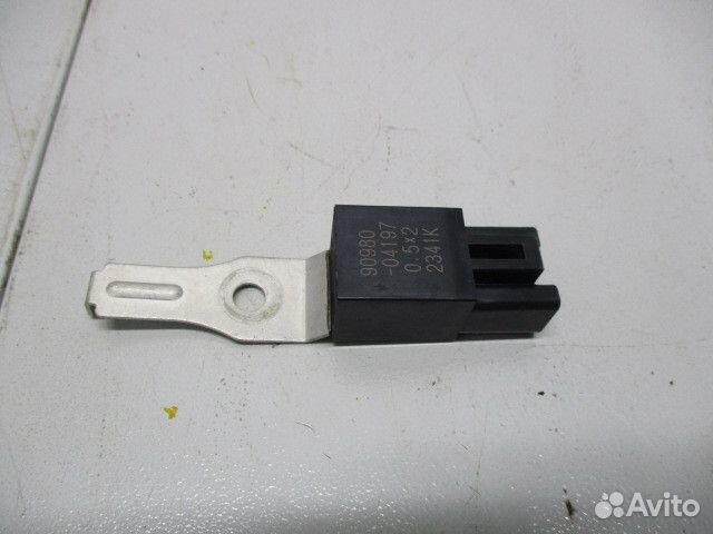 Реле Toyota RAV 4 3 (CA30)