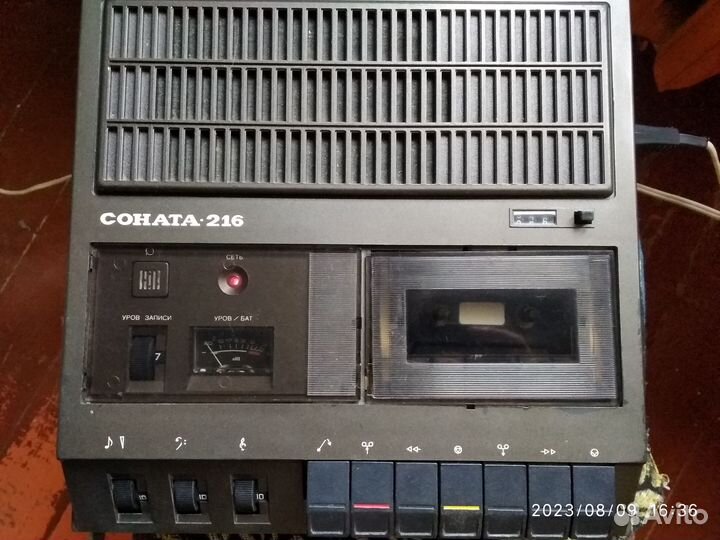 Кассетный магнитофон Соната 216 СССР