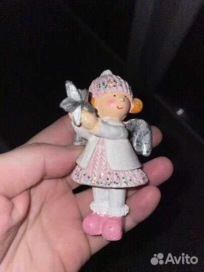 Рождественская фигурка ангела