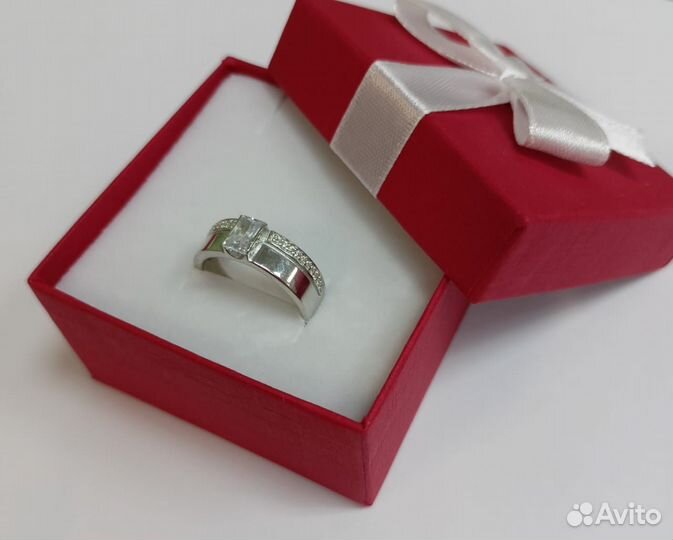 Серебряное кольцо (арт. 113717) Л101Б