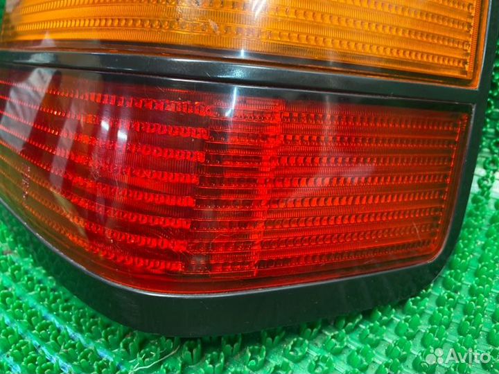 Фонарь внешний задний правый Volkswagen Passat B3