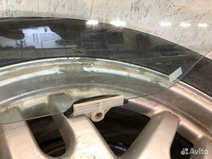 Стекло задней левой двери Kia Sorento 2 2012г