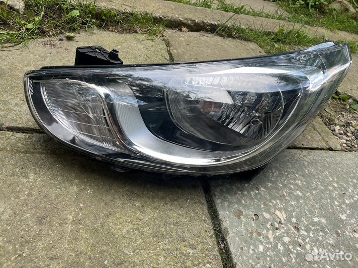 Фары на hyundai solaris 1 до рест