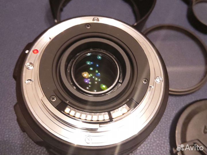 Sigma DC 17-70mm 1:2.8-4 macro HSM