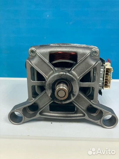 Двигатель стиральной машины Indesit, Ariston