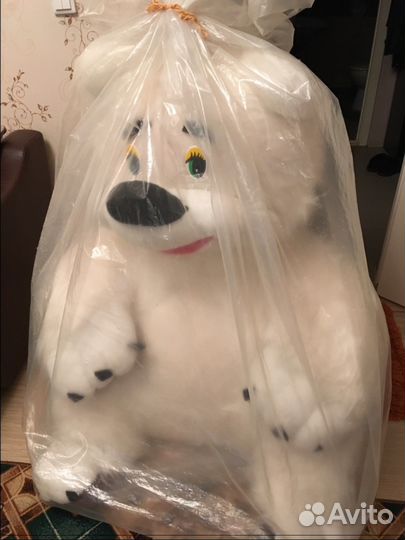 Медведь плюшевый