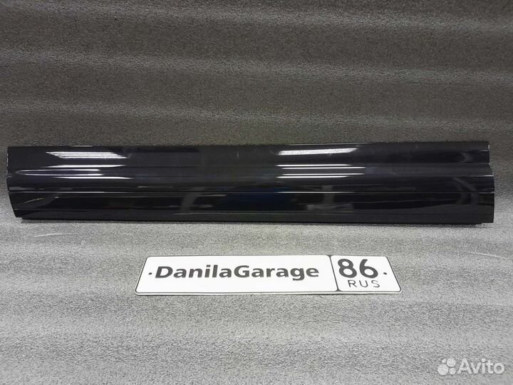 Накладка двери передней левой Porsche Cayenne