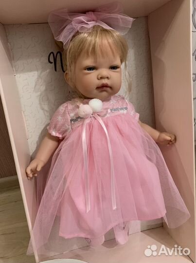 Испанская кукла