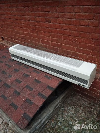 Водушная завеса Frico Thermozone AC 202