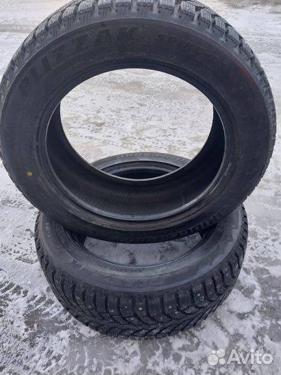 Bridgestone Blizzak Spike-01 225/55 R17