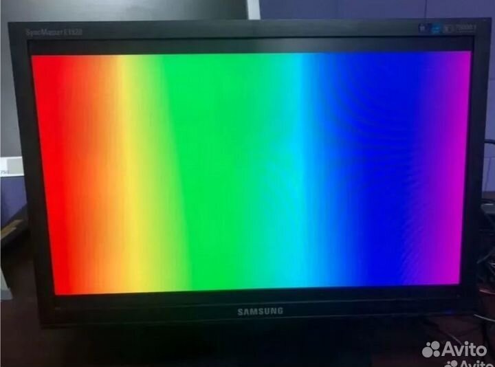 Монитор Samsung 19'' E1920NW