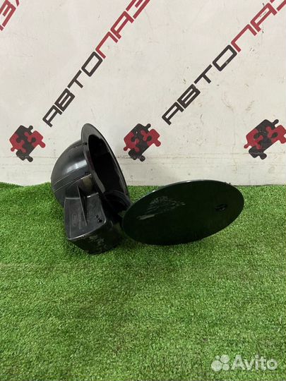 Лючок бензобака Ford fusion