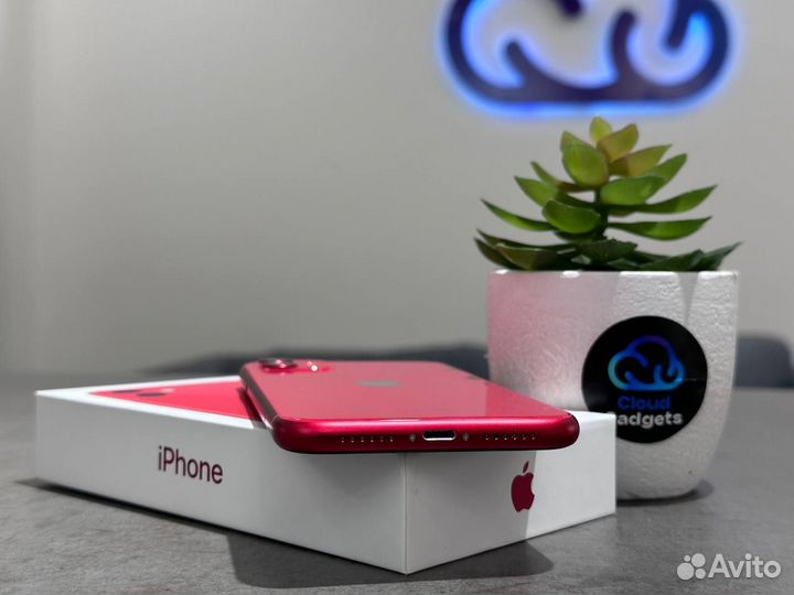iPhone 11, 64 ГБ