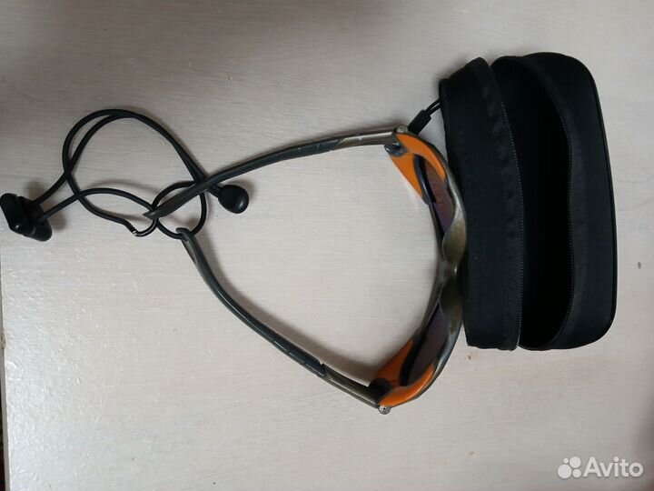 Солнцезащитные очки