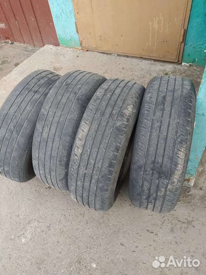 Dunlop Grandtrek ST30 225/65 R17