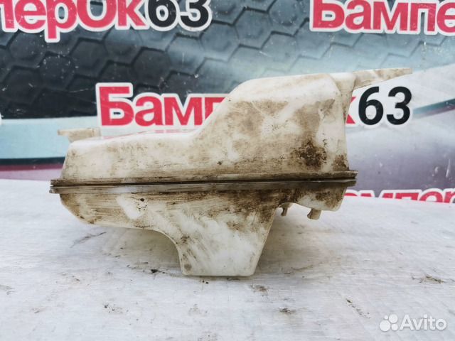 Бачок омывателя передний Ford Focus