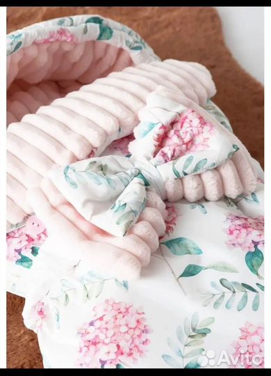 Всесезонный комплект на выписку и прогулку