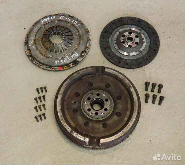 Маховик двухмассовый в сборе VW Golf 4 1.8T