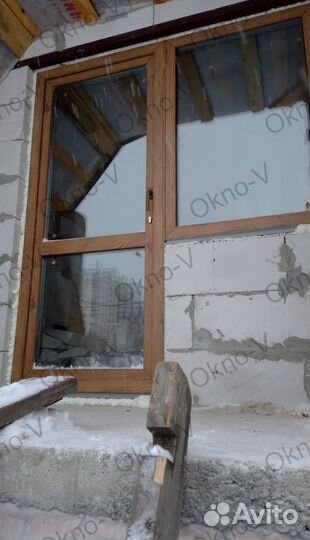 Балконная дверь с окном