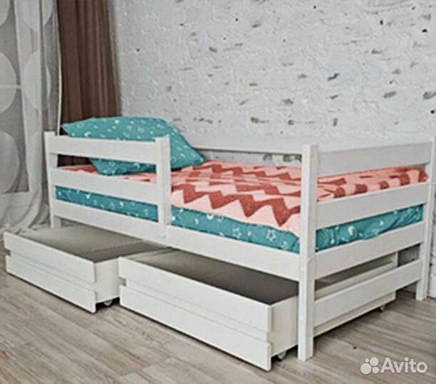 Кроватка с бортиком для малыша берёза софа эко