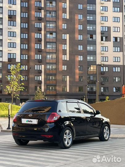Kia Ceed 1.4 МТ, 2011, 284 000 км