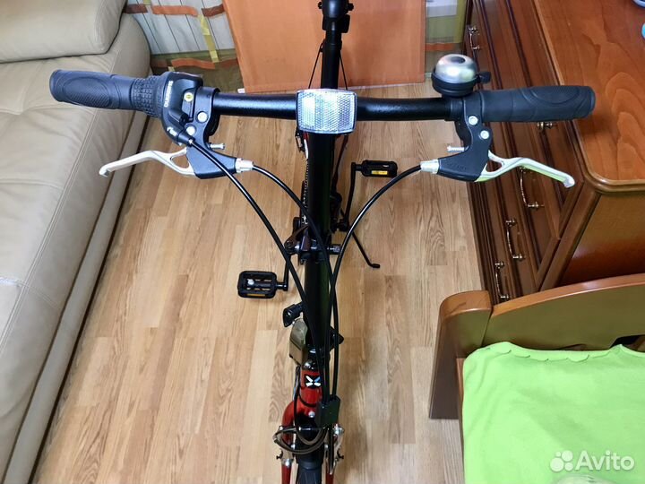 Совсем новый велосипед Btwin Hoptown 3