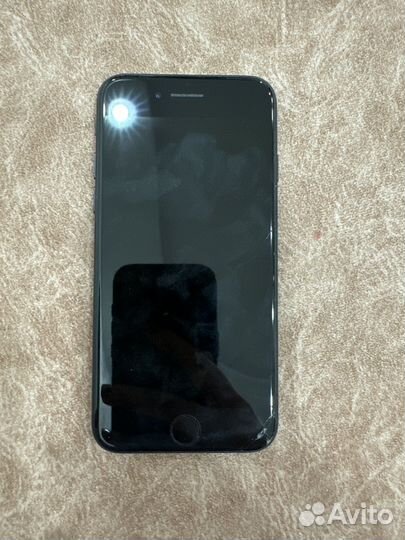 iPhone SE (2020), 256 ГБ