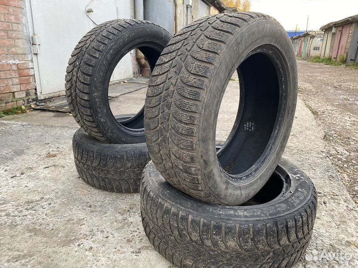 Bridgestone Ice Cruiser 5000 235/55 R17