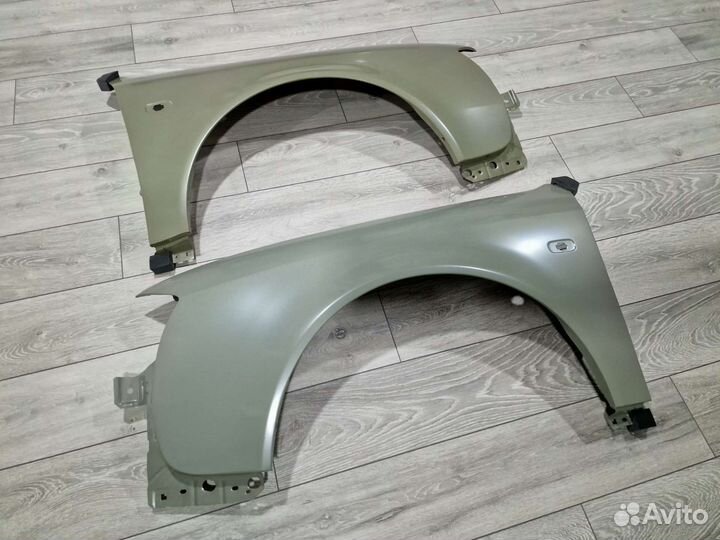 Передние крылья (Новые) на Audi A6 C5 Правое/Левое