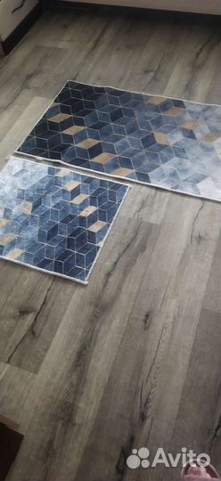 Коврик для ванной и туалета