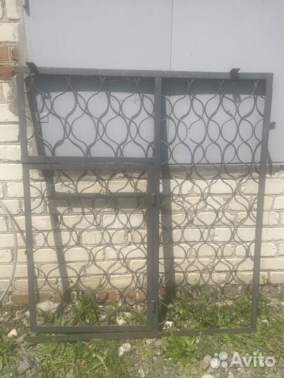 Решетка металлическая