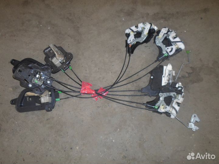 Citroen c crosser замок двери