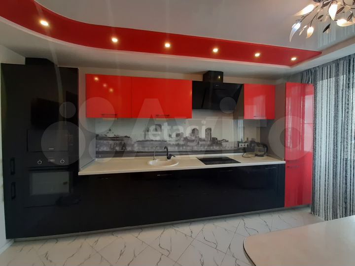 3-к. квартира, 77 м², 4/17 эт.