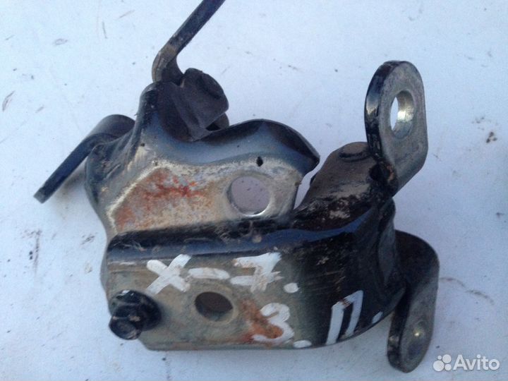 Петли дверные Джили Эмгранд X7