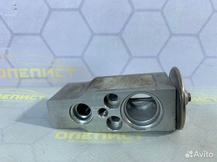 Клапан кондиционера Opel Corsa C 2002