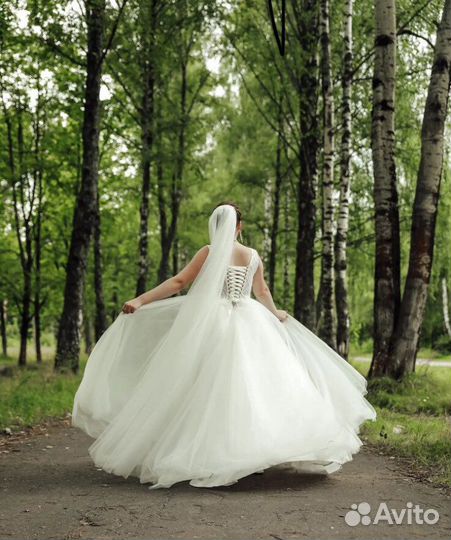 Свадебное платье