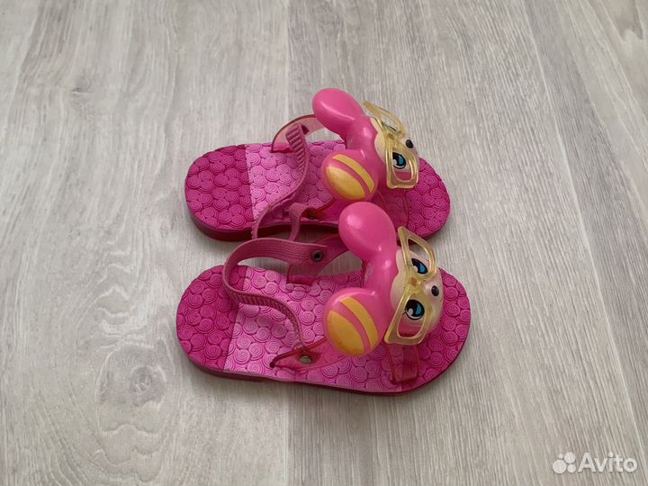 Светящиеся сандали для девочки 22