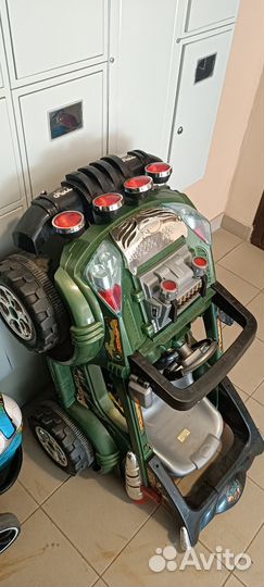 Детский электромобиль