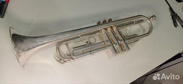 Труба музыкальный инструмент brahner