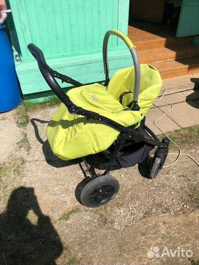 Прогулочная коляска, переноска, ванночка