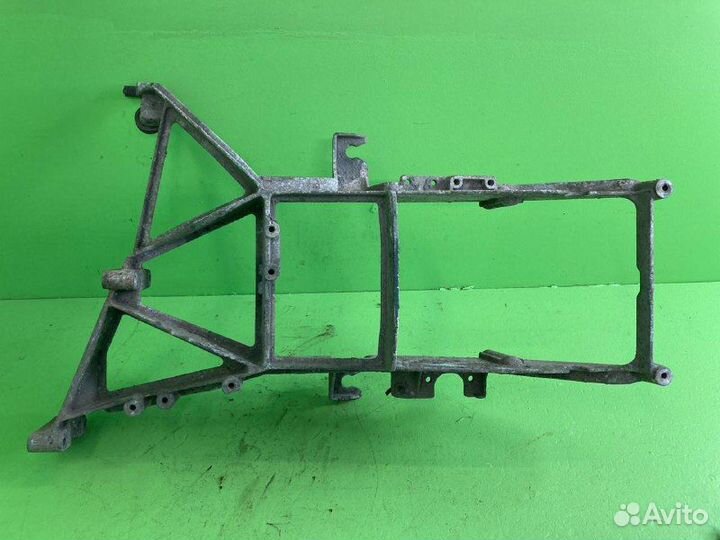 Кронштейн фары DAF XF105