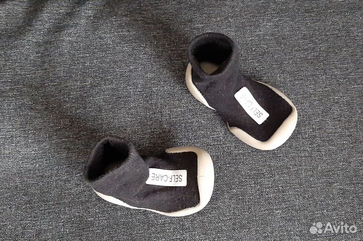 Обувь детская (чешки, сандали, ботинки)