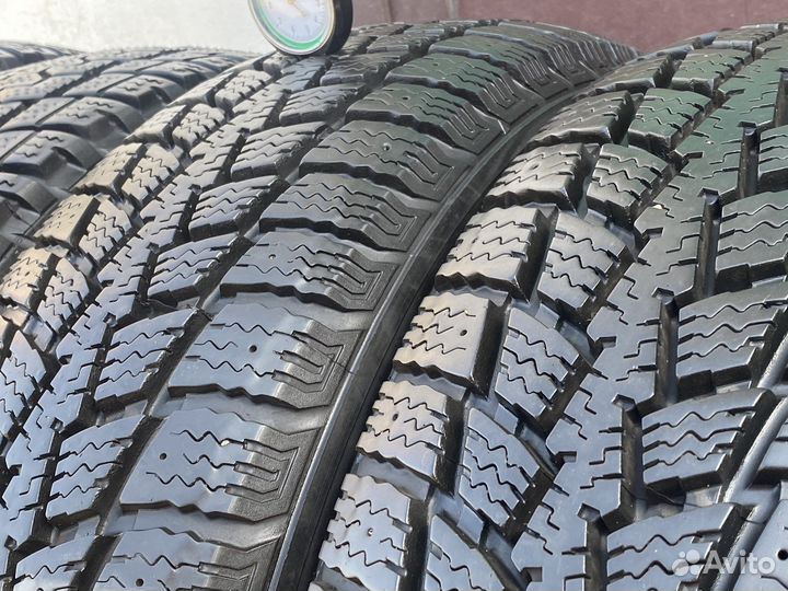 Marshal Power Grip KC11 205/70 R15C