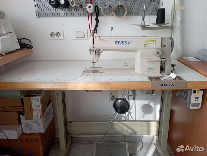 Швейная машинка gemsy