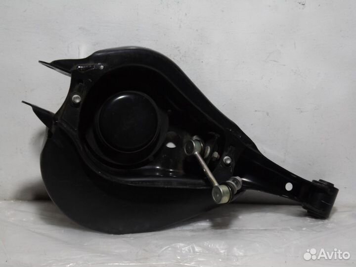 Рычаг нижний поперечный левый Лексус рх 200