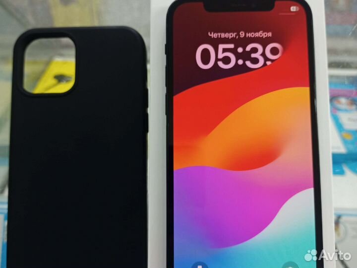 iPhone 12, 64 ГБ