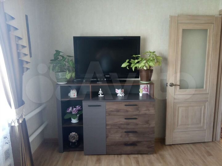 3-к. квартира, 64 м², 1/2 эт.