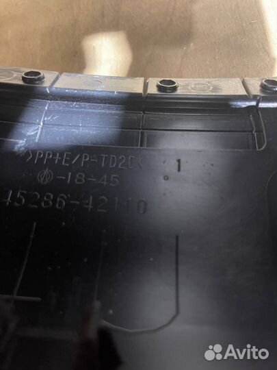 Подрулевой кожух Тойота рав 4 45кузов