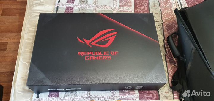 Мощный игровой ноутбук asus ROG Chimera G703GS-E50